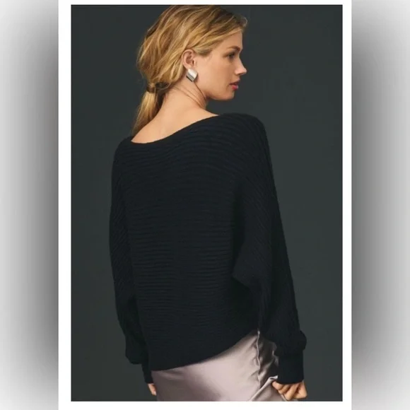 By Anthropologie Asymmetrical Cropped Pullover Sweater Size S. - Picture 3 of 6